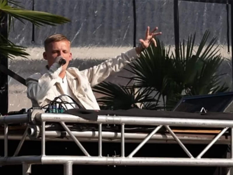 DJ Mike Schipper